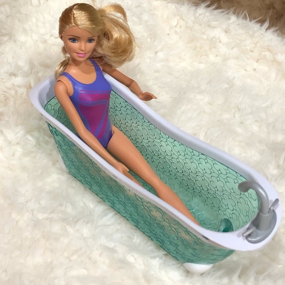 BARBIE MATTEL (2013) and jacuzzi - Picture 5 of 6